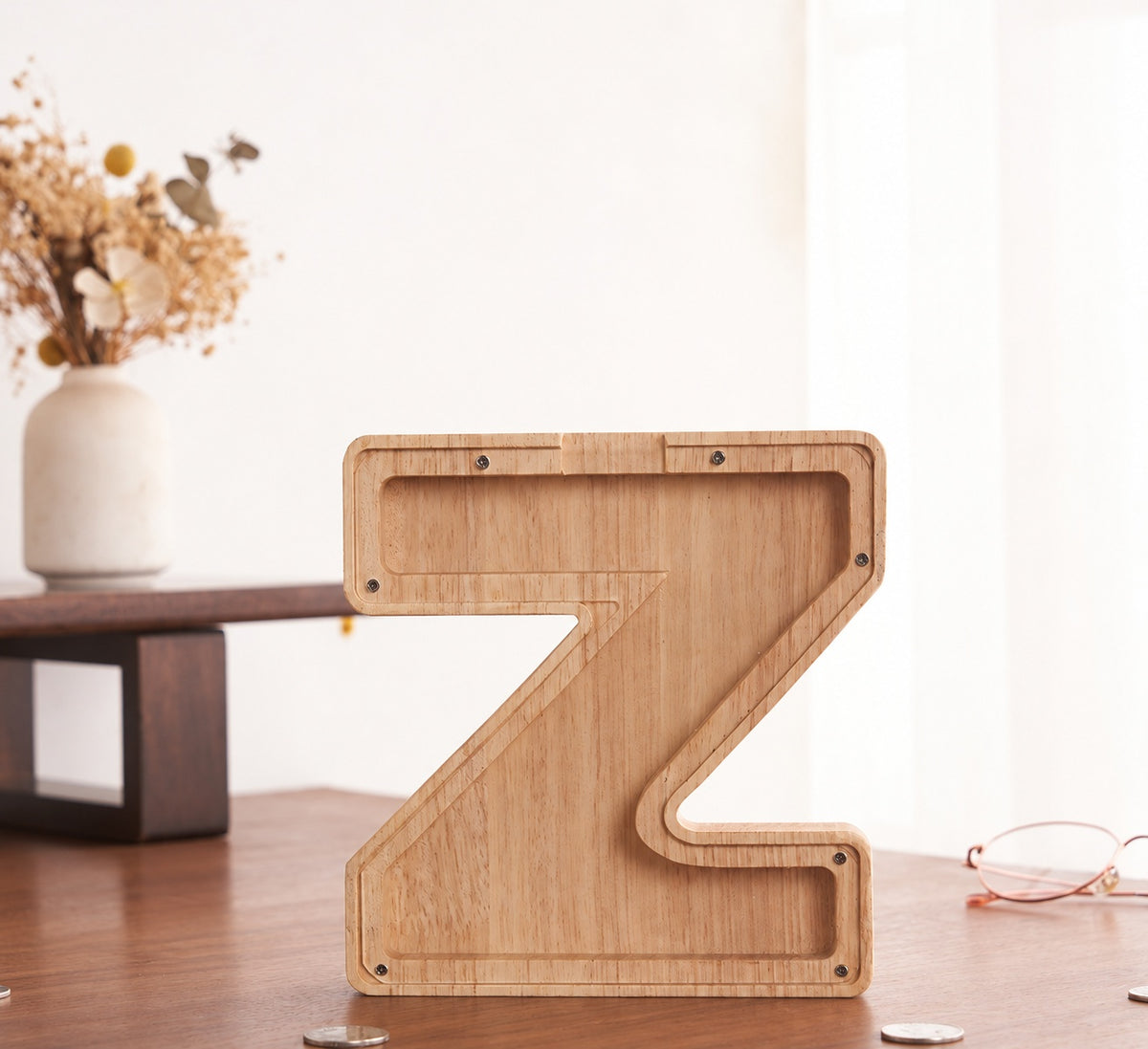 💛 Wooden Letter Piggy Bank – A Special Place for Their First Savings