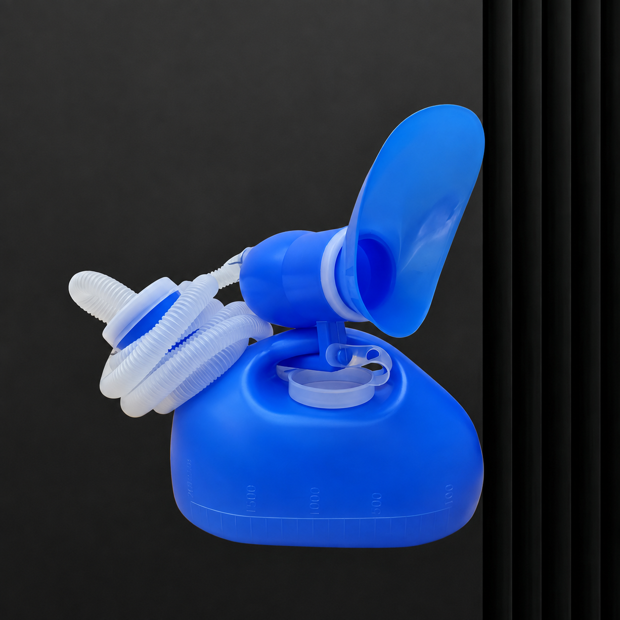 2000ml Portable Urinal – Long Hose, Sealing Lid & Easy-Clean Design