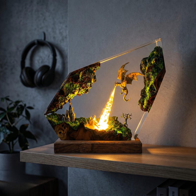 Fantasy Dragon Resin Lamp – heroic overview