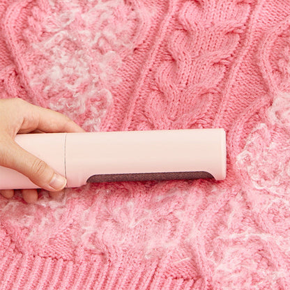 Pet Hair Everywhere? 🐾 Reusable Rotating Lint Remover Brush – No Sticky Refills