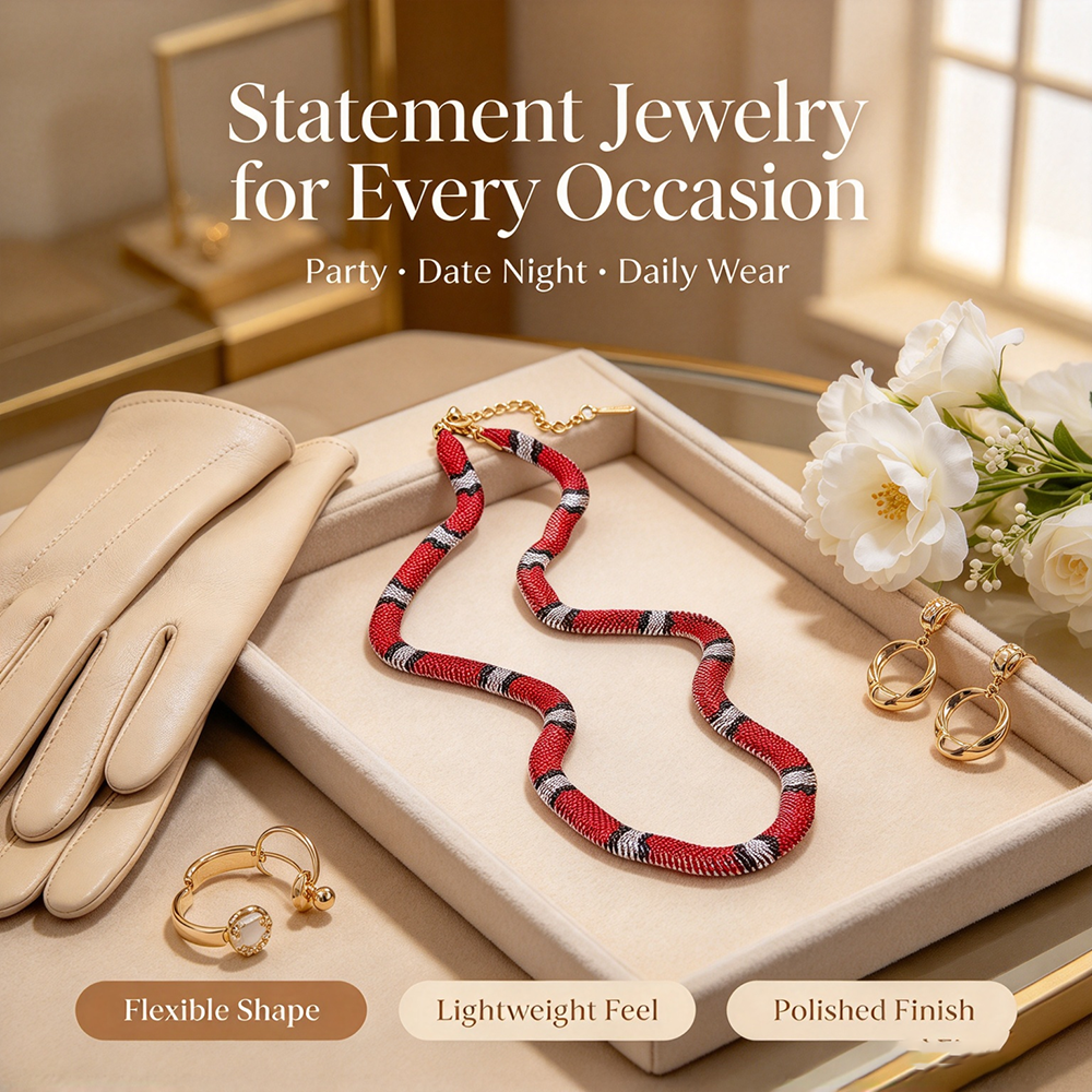 🐍 Patterned Snake Chain Necklace – Bold Sculptural Statement Jewelry