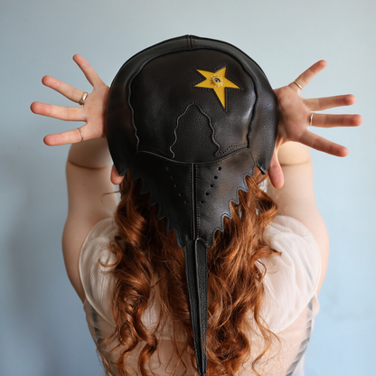 🦀 Crab Dossier Hat – Vintage Horseshoe Crab Costume Headwear
