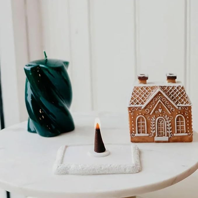 🔥HOT SALE 49% OFF🔥Gingerbread House Incense Cone Burner with Twin Chimneys