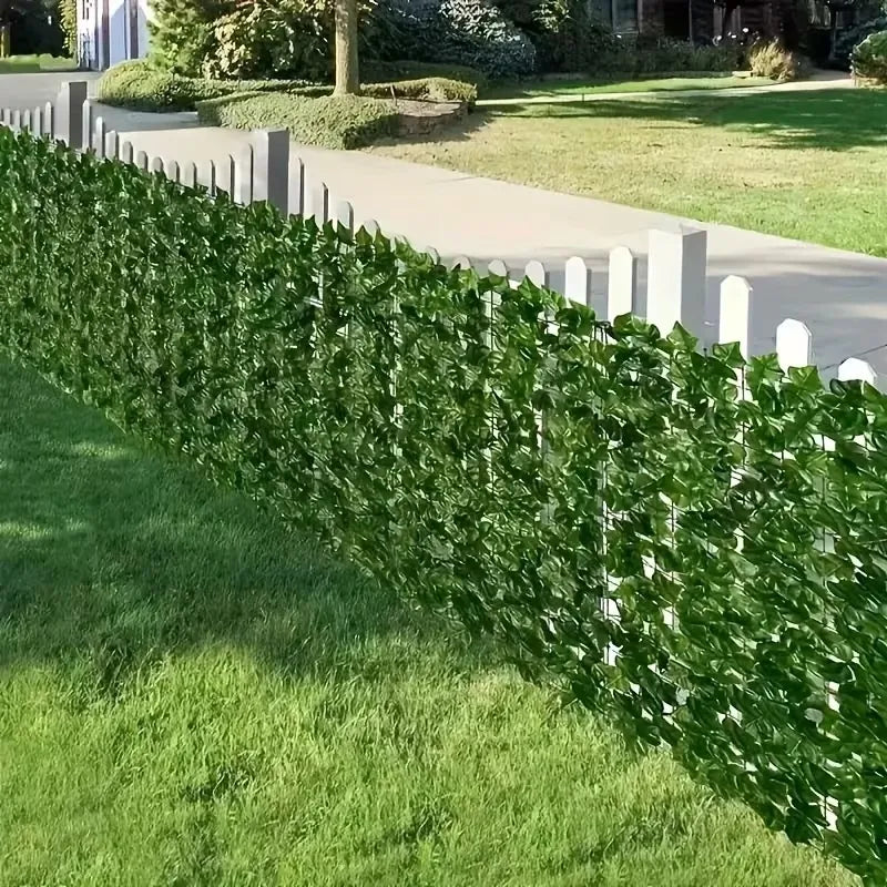 🌿 Artificial Ivy Privacy Screen – Flexible Fence & Balcony Greenery