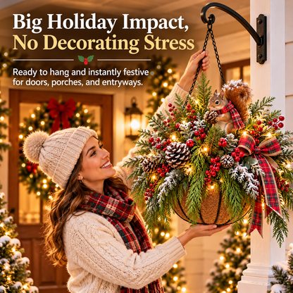 🎄✨ 50% OFF | Cedar Squirrel Christmas Hanging Basket™ – Pre-Lit Woodland Holiday Porch Decor with Pinecones, Red Berries & Plaid Bow 🐿️