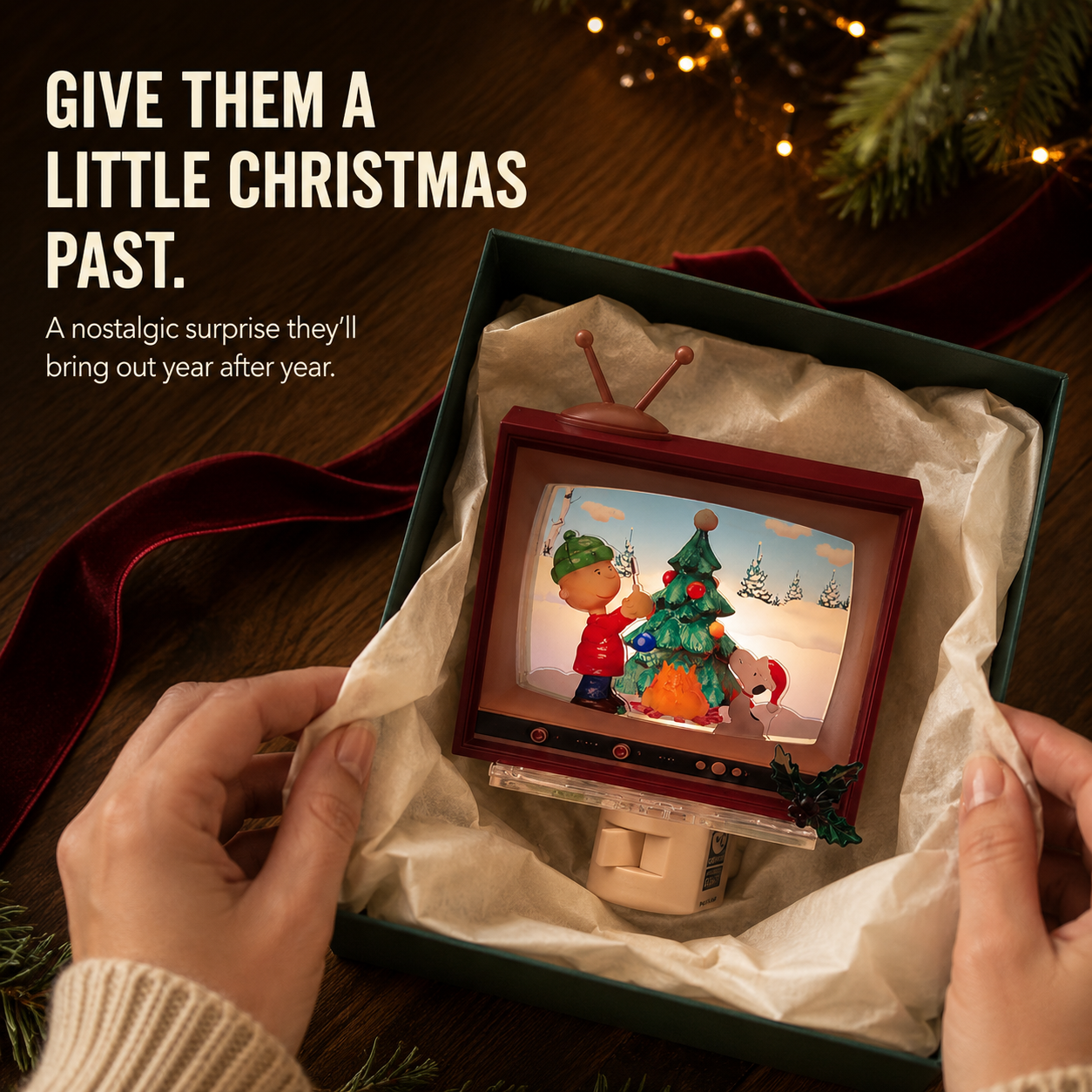 Plug In the Christmas Nostalgia 🎄 | Retro TV Night Light