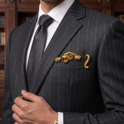 🐯 Peekaboo Animal Pocket Brooch – Sculpted Suit & Blazer Accent