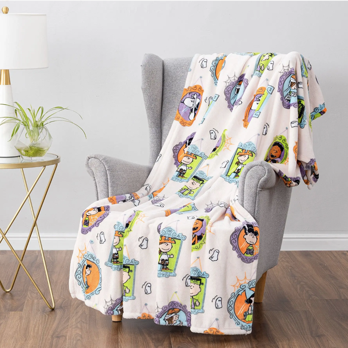 🍂Peanuts Harvest Plush Throw