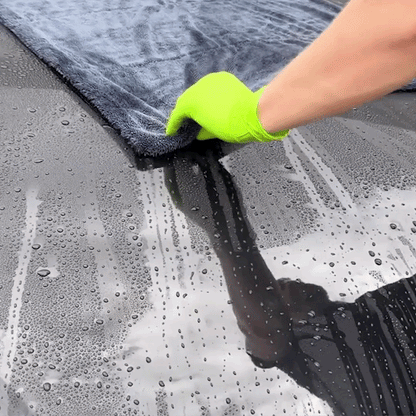 💧 Super Absorbent Microfiber Car Drying Towel – Streak-Free & Scratch-Free