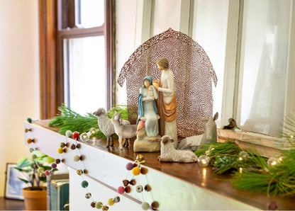 Nativity Premier plus Elevated Angels, 25-piece Set