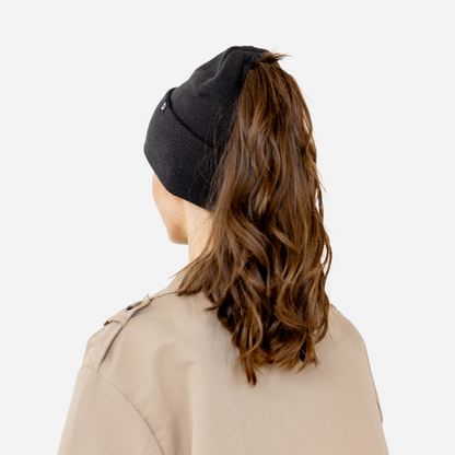 ❄️ Magnetic Ponytail Beanie – Keep Your Hair Up & Ears Cozy