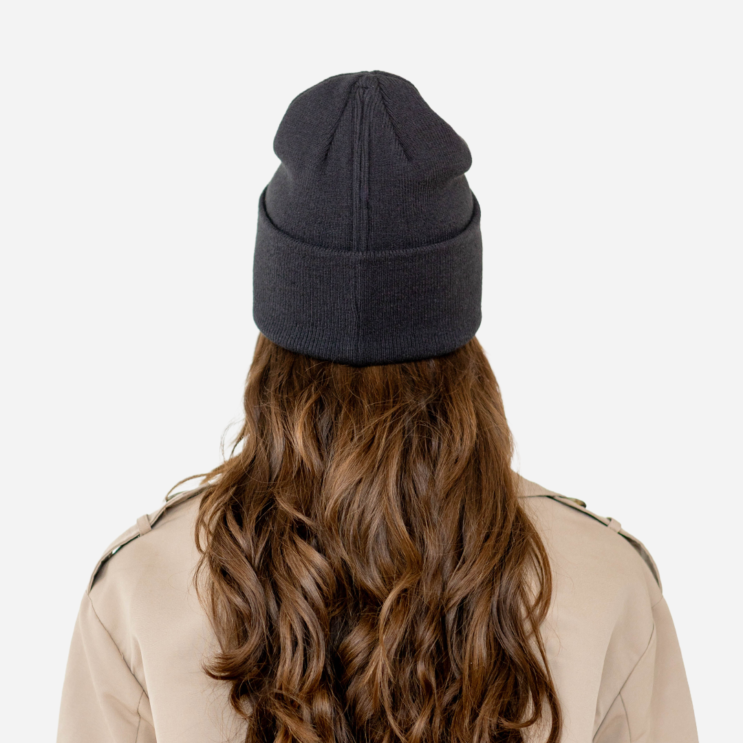 ❄️ Magnetic Ponytail Beanie – Keep Your Hair Up & Ears Cozy