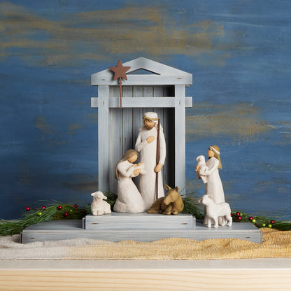 Nativity Premier plus Elevated Angels, 25-piece Set