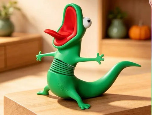 🦎 Wobbling Lizard Ride Ornament – A Little Buddy with Big Personality
