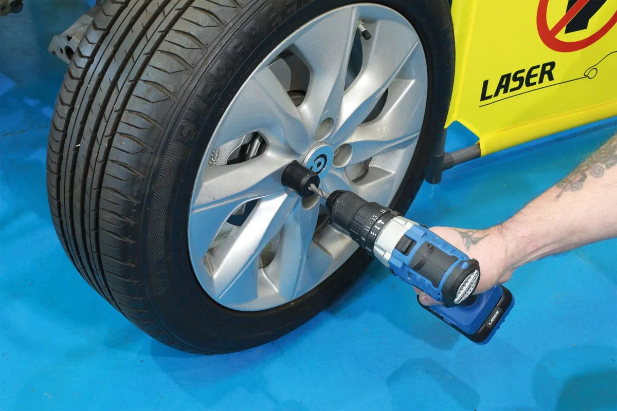 🚗Locking Wheel Nut Removal Kit - Lug Driller