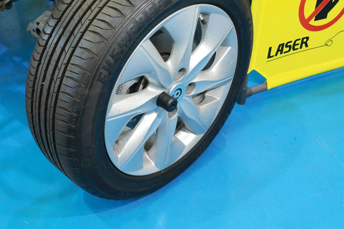 🚗Locking Wheel Nut Removal Kit - Lug Driller
