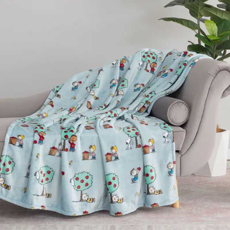 🍂Peanuts Harvest Plush Throw