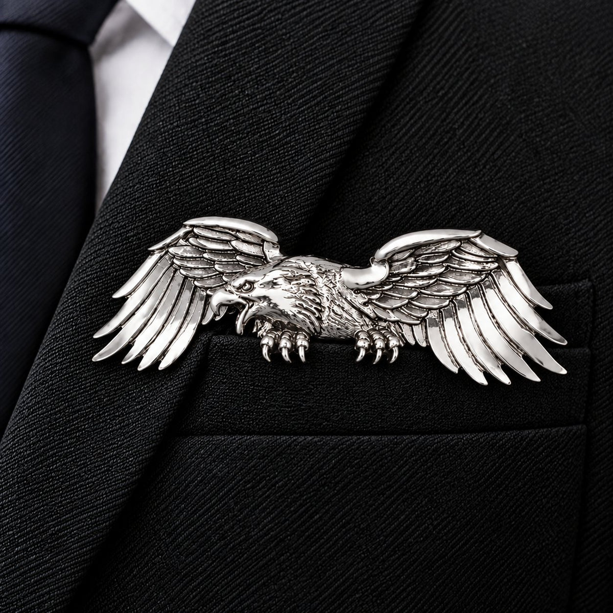 🐊✨ Luxury Sculpted Animal Brooch – Premium Statement Piece for Suits & Blazers