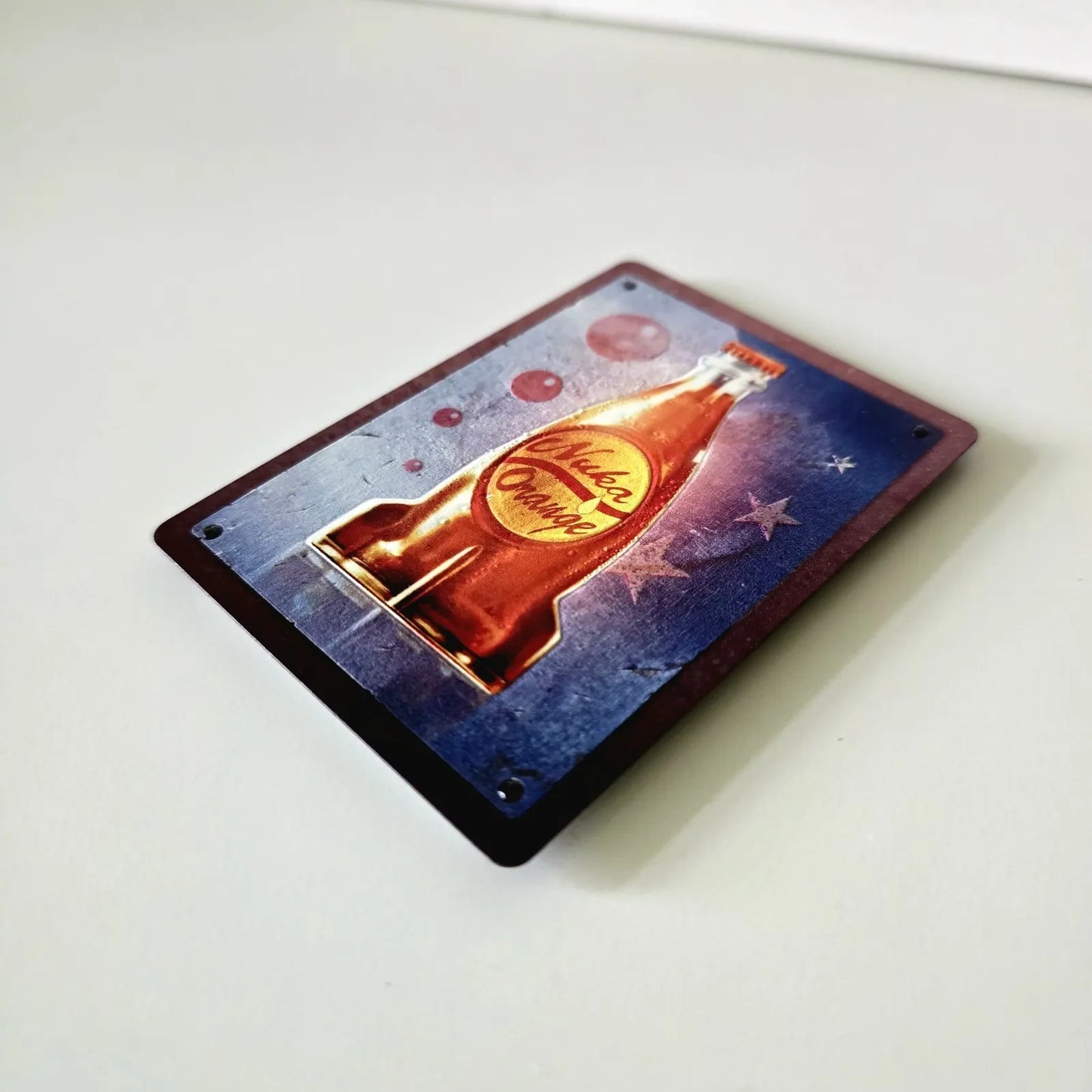 Displate Shard Secret Drop Series 1 - Fallout Nuka Orange