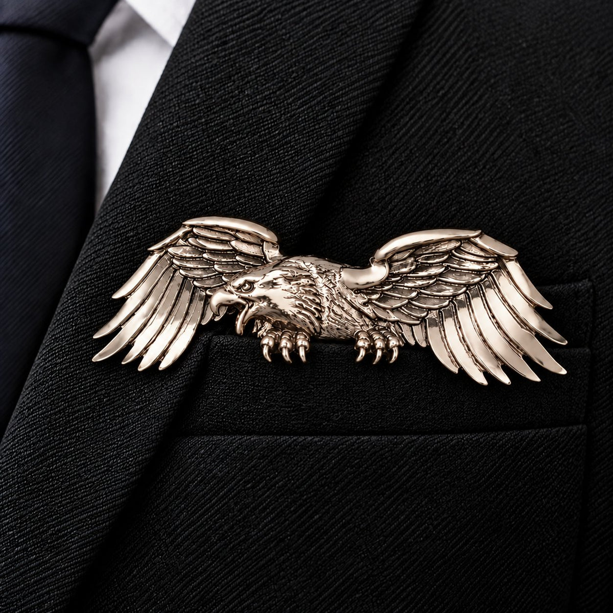 🐊✨ Luxury Sculpted Animal Brooch – Premium Statement Piece for Suits & Blazers