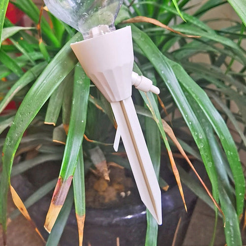 Adjustable Bottle Drip Watering Spike – Easy Self-Watering for Potted Plants