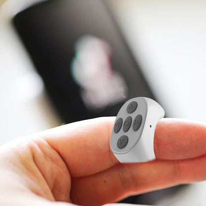 Scroll Without Touching Your Phone – Bluetooth Fingertip Remote Ring