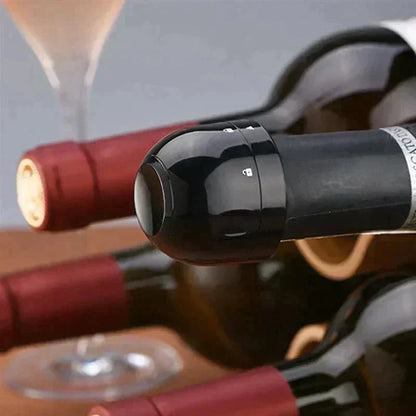 🍷 Twist-Lock Wine Bottle Stopper – Seal Leftovers in Seconds