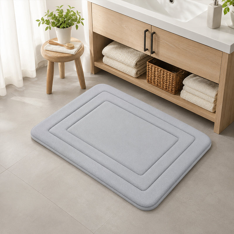Soft Quick-Dry Bath Mat – Cushioned Coral Fleece Bathroom Rug