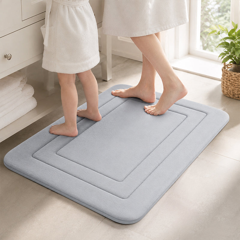 Soft Quick-Dry Bath Mat – Cushioned Coral Fleece Bathroom Rug