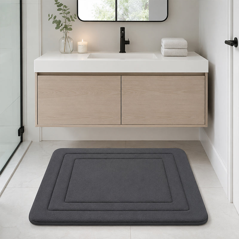 Soft Quick-Dry Bath Mat – Cushioned Coral Fleece Bathroom Rug